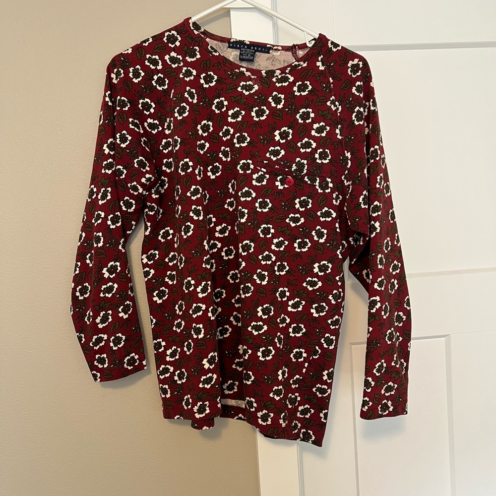 Red and White Fitted 3/4 Sleeve Shirt